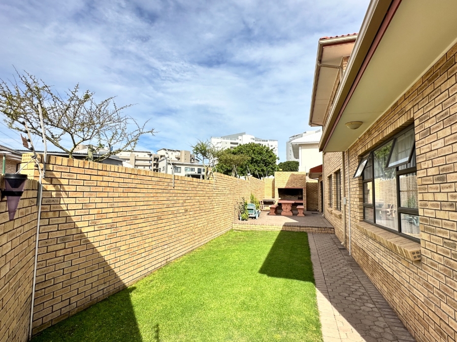 4 Bedroom Property for Sale in Diaz Beach Western Cape